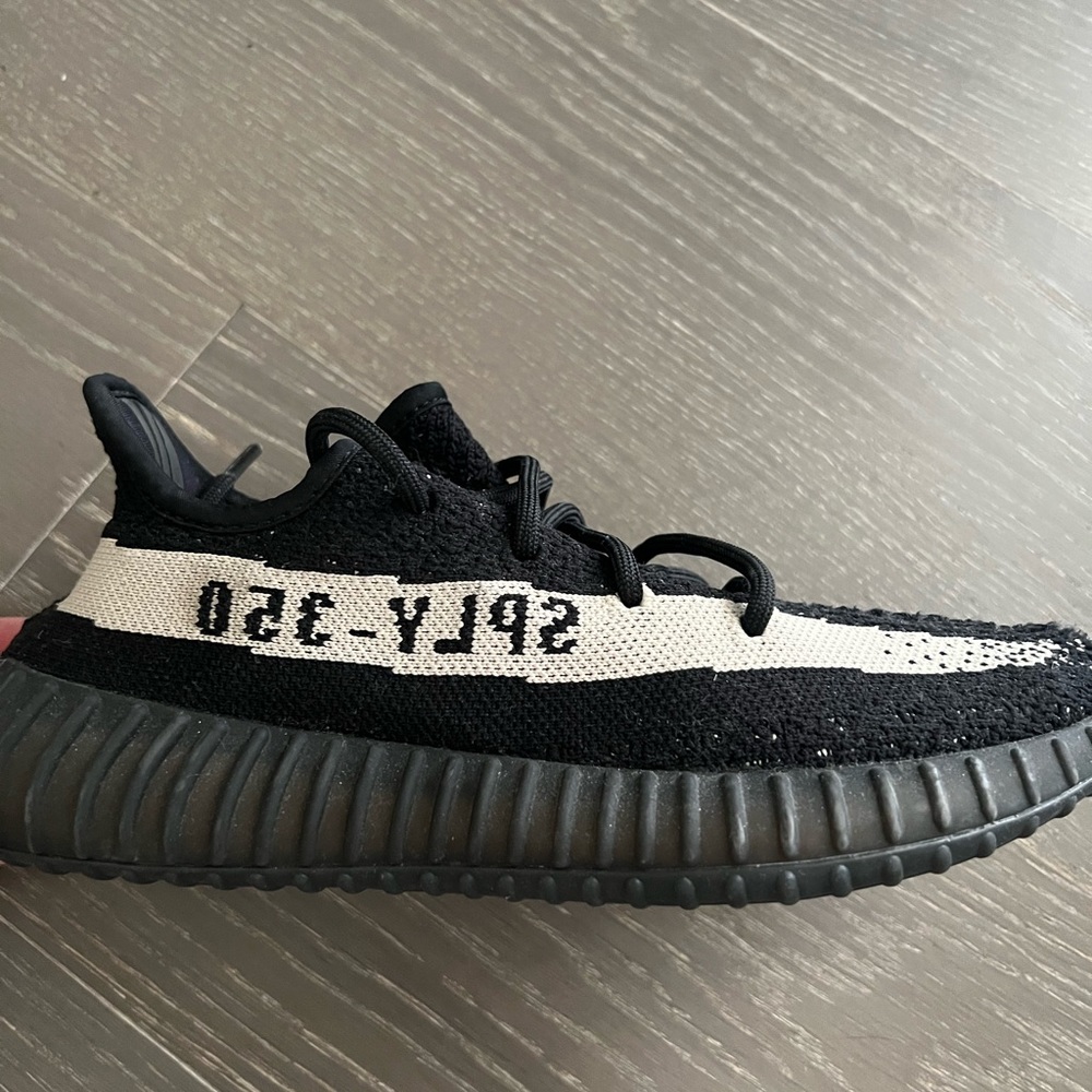 Yeezy boost 350 size 5.5 mens